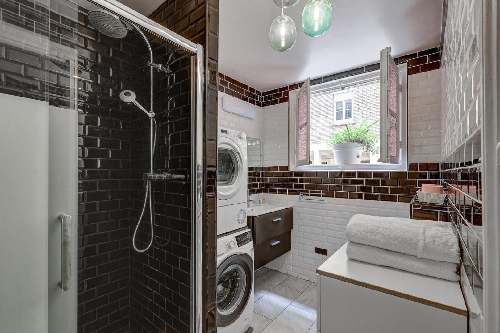 682 Bleriot - Superbe A Appartement Parijs